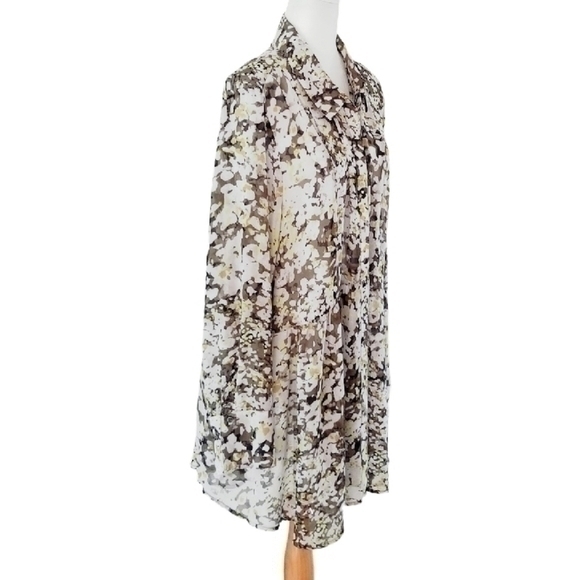 LANE BRYANT SEMI SHEER WATERCOLOR BLOUSE SZ 4X - Picture 5 of 9